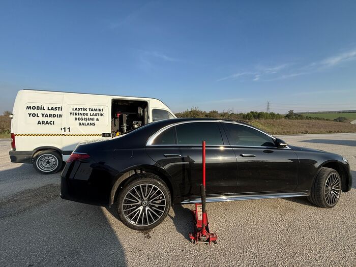Selimpaşa lastikçi mobil yol yardım aracı ile yerinde lastik değişimi